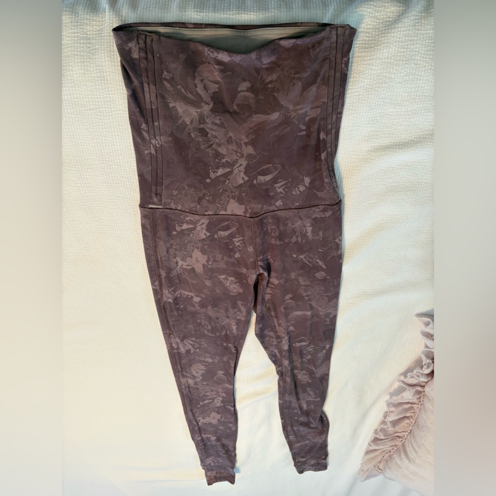 Lululemon Marbled Patterned Roll down Leggings